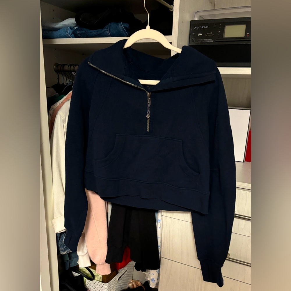 Lululemon Scuba Sweatshirt (true navy, xs/s)